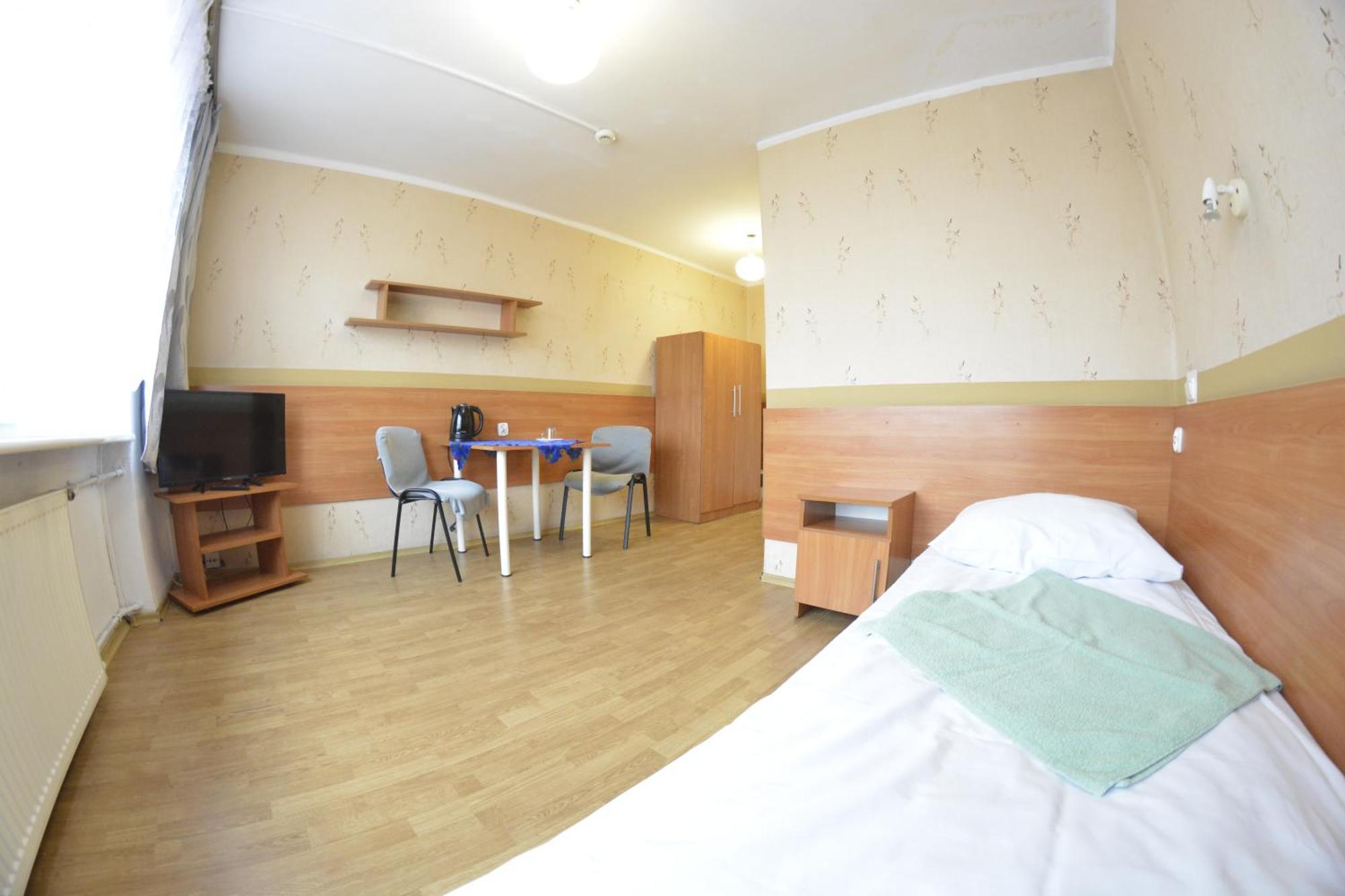 Twoj Hostel Ruda Slaska Ngoại thất bức ảnh