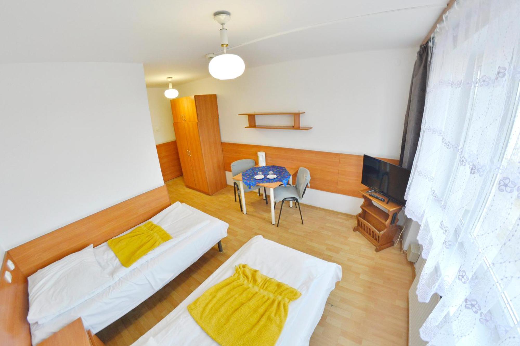 Twoj Hostel Ruda Slaska Ngoại thất bức ảnh