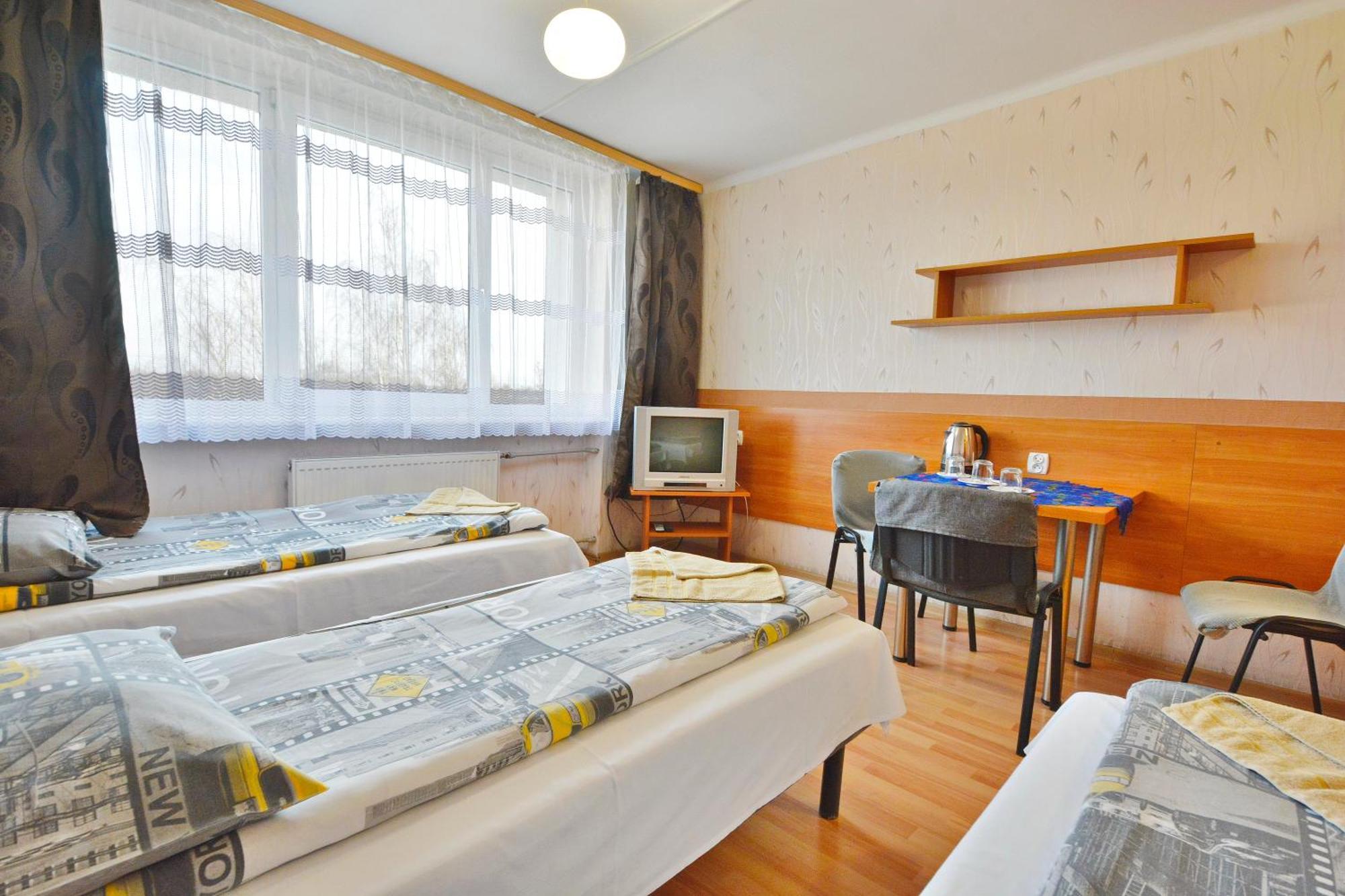 Twoj Hostel Ruda Slaska Ngoại thất bức ảnh